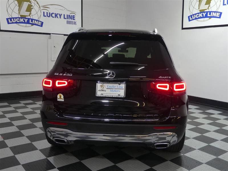 Used 2020 Mercedes-Benz GLB 250 4MATIC image 8