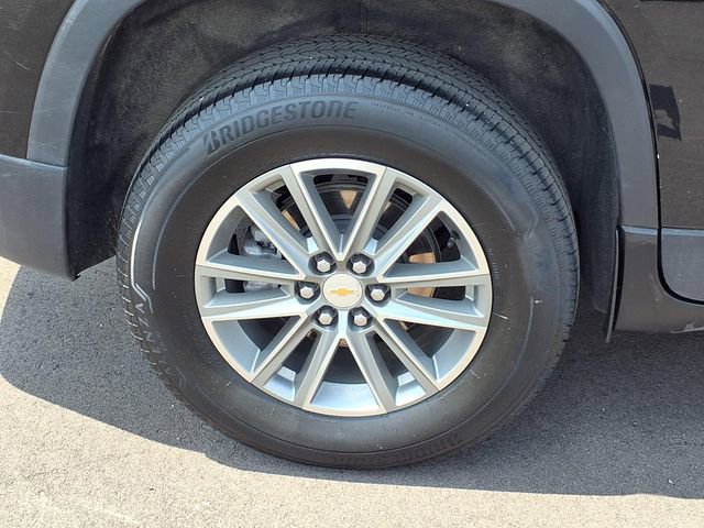Used 2023 Chevrolet Traverse LT FWD image 26