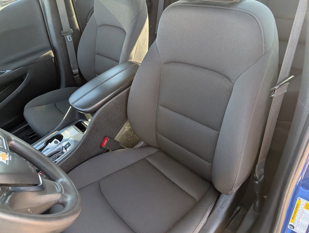 Used 2023 Chevrolet Malibu LT FWD image 9