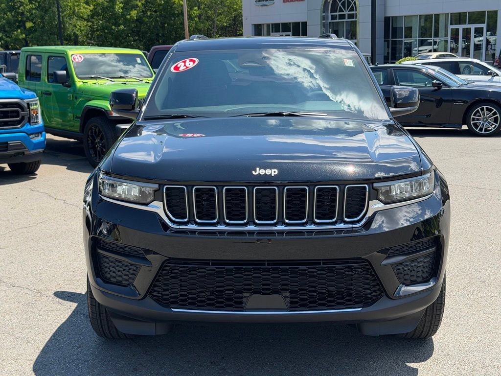 New 2026 Jeep Grand Cherokee Laredo RWD image 9
