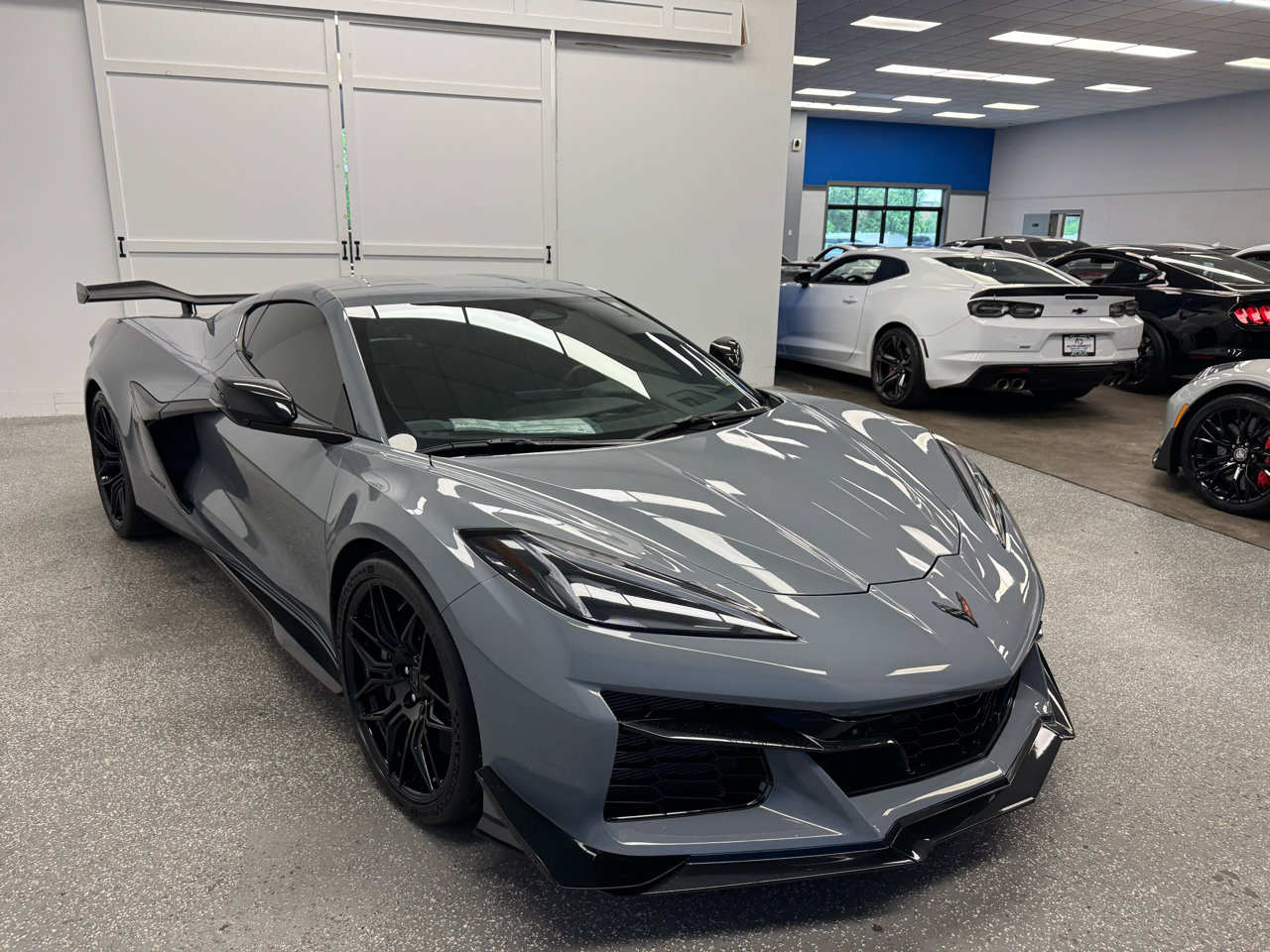 Used 2024 Chevrolet Corvette Z06 w/ Z07 Performance Package image 38