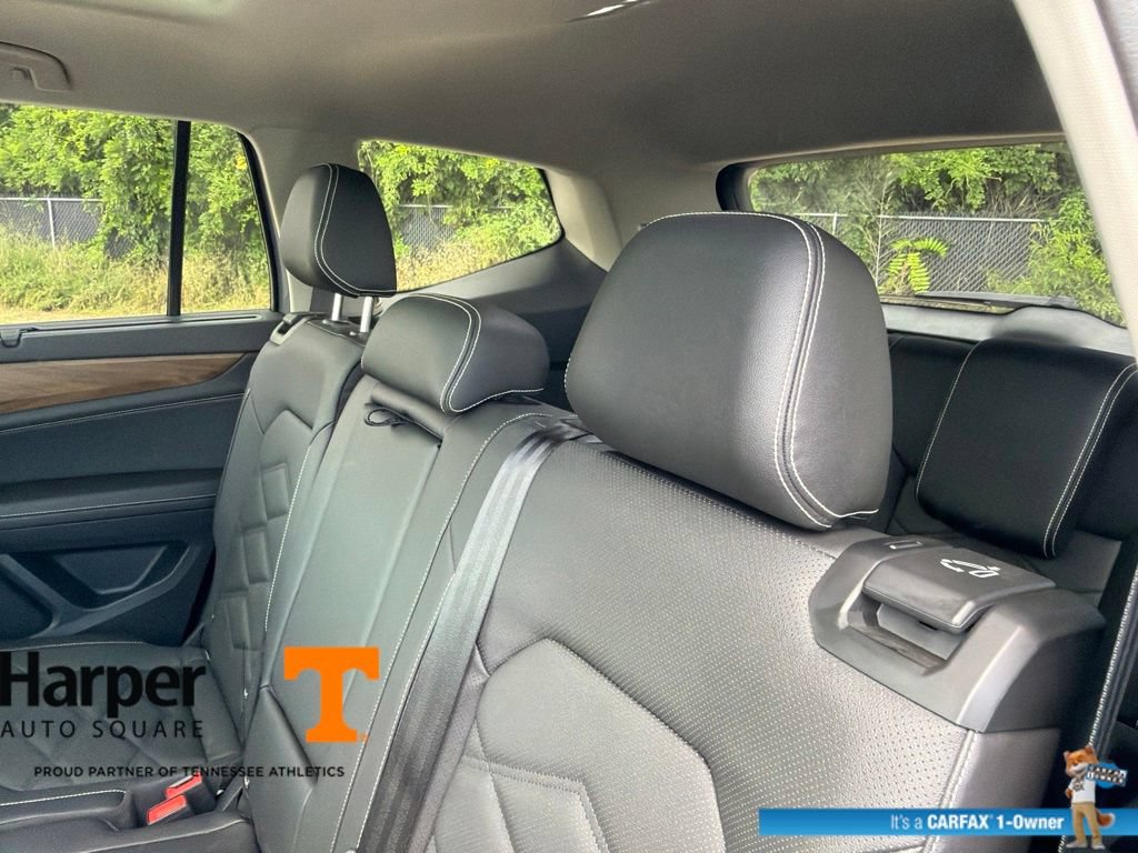 Used 2025 Volkswagen Atlas SE w/ Panoramic Sunroof Package AWD/4WD image 9