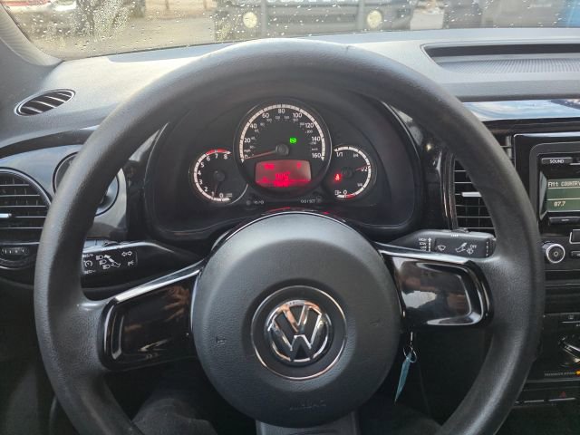 Used 2014 Volkswagen Beetle 1.8T FWD image 15