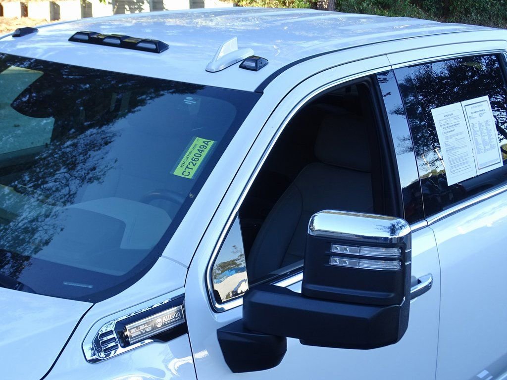 Used 2024 GMC Sierra 2500 SLT w/ SLT Convenience Package image 29