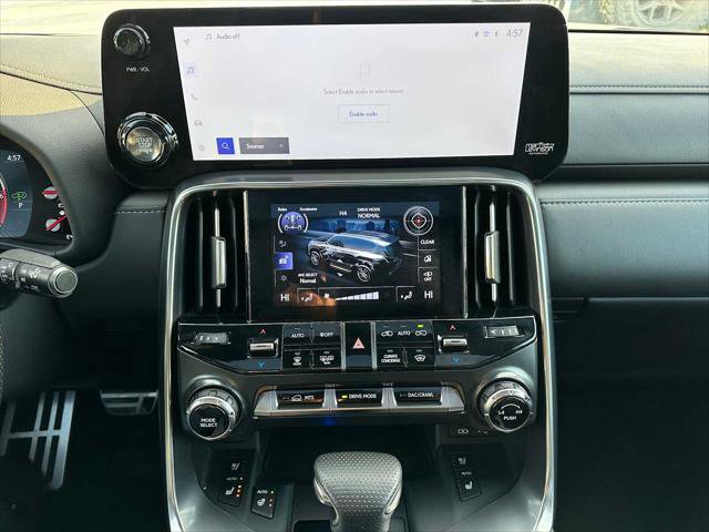 Used 2024 Lexus LX 600 F Sport image 28