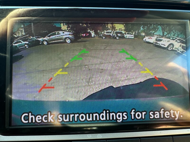 Used 2017 Nissan Leaf S w/ Charge Package FWD image 21