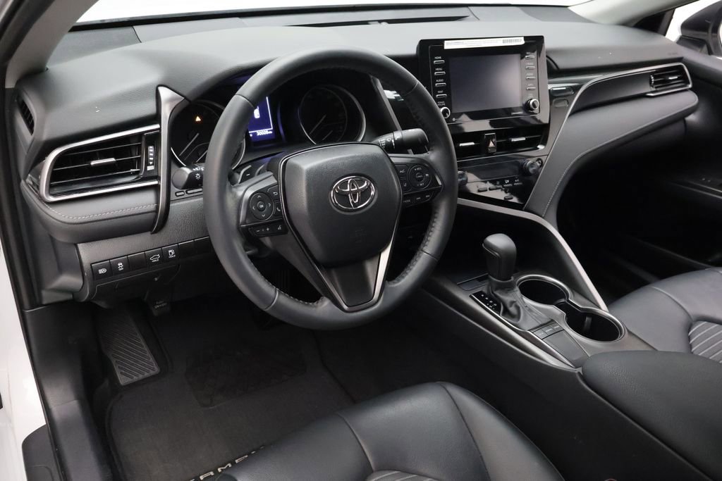 Used 2024 Toyota Camry SE w/ Convenience Package image 15