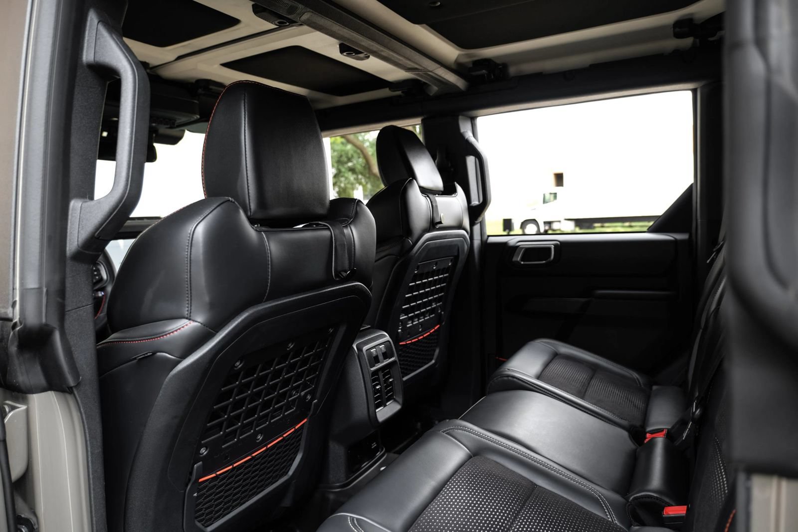 Used 2025 Ford Bronco Raptor w/ Interior Carbon Fiber Pack AWD/4WD image 39