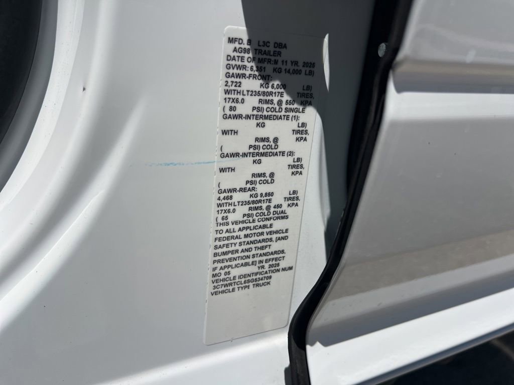 Used 2025 RAM 3500 Tradesman w/ Chrome Appearance Group image 44