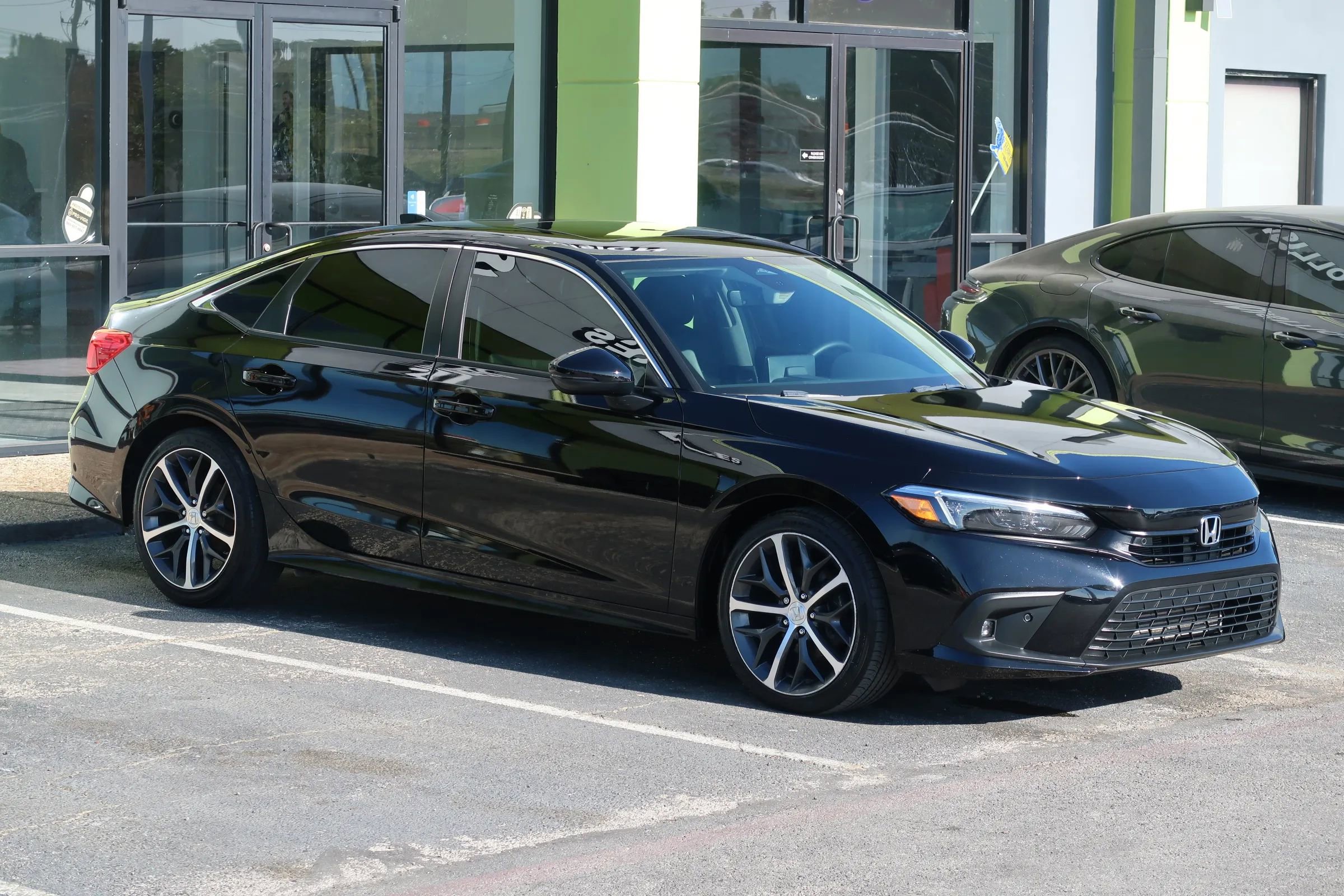 Used 2022 Honda Civic Touring image 5