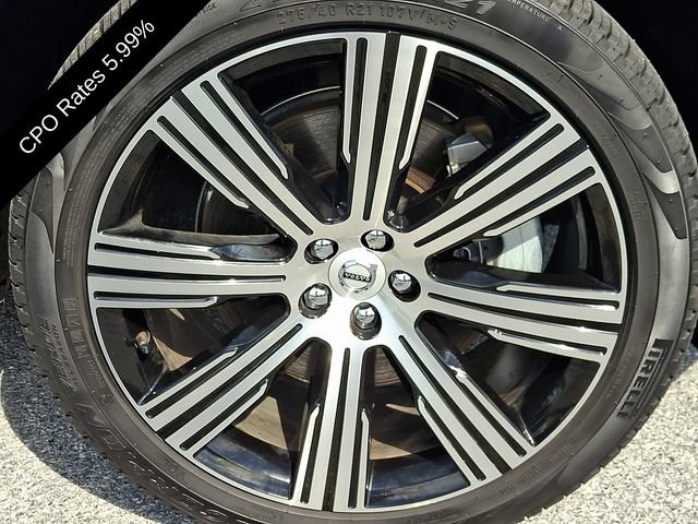 Certified 2025 Volvo XC90 T8 Plus w/ Protection Package Premier AWD/4WD image 10