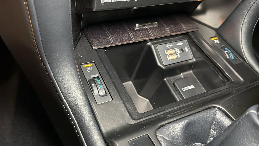 Certified 2023 Lexus GX 460 Premium w/ Premium Package image 27