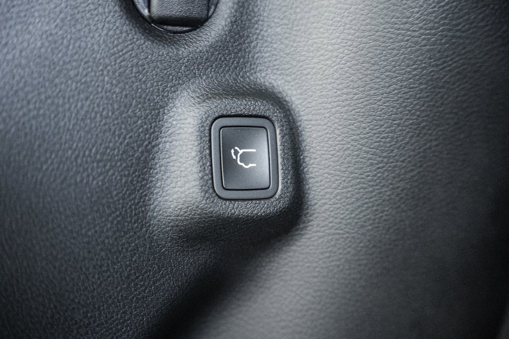 New 2026 Jeep Compass Limited w/ Sun, Sound & Navigation Group image 11