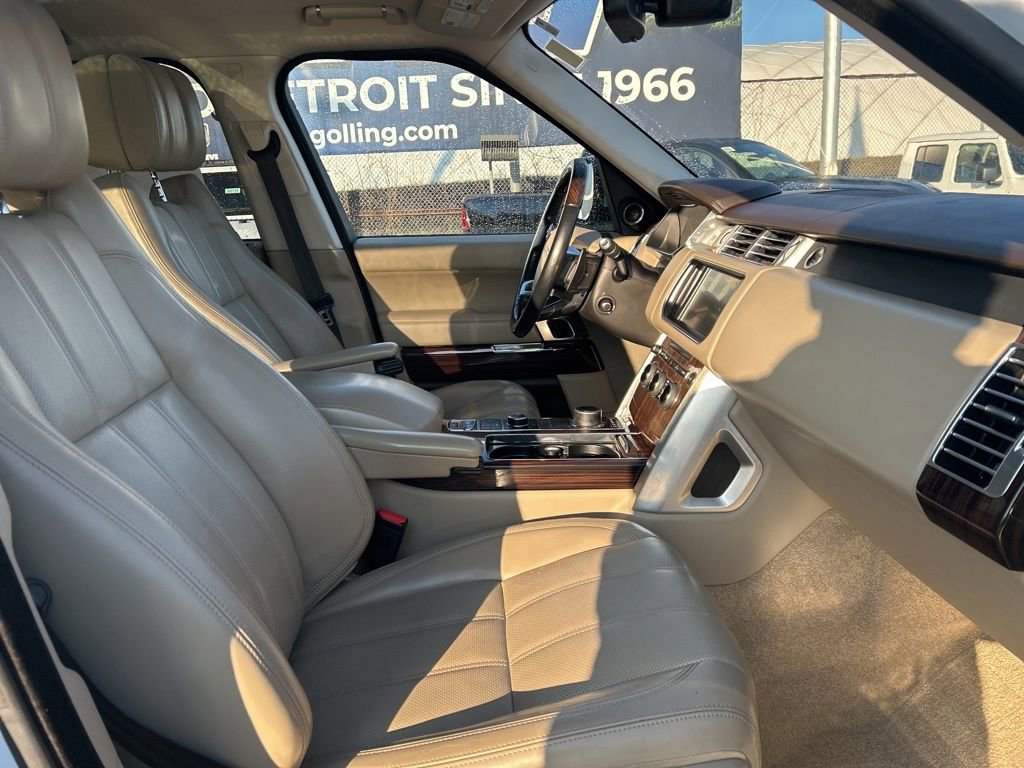 Used 2015 Land Rover Range Rover Supercharged AWD/4WD image 19