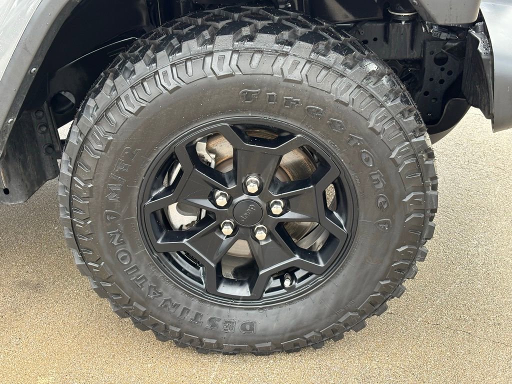 Used 2022 Jeep Gladiator Willys image 27