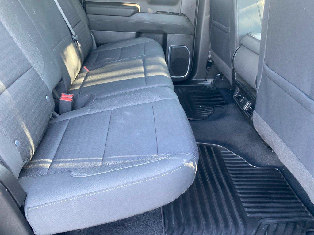 Used 2022 Chevrolet Silverado 1500 LT AWD/4WD image 23