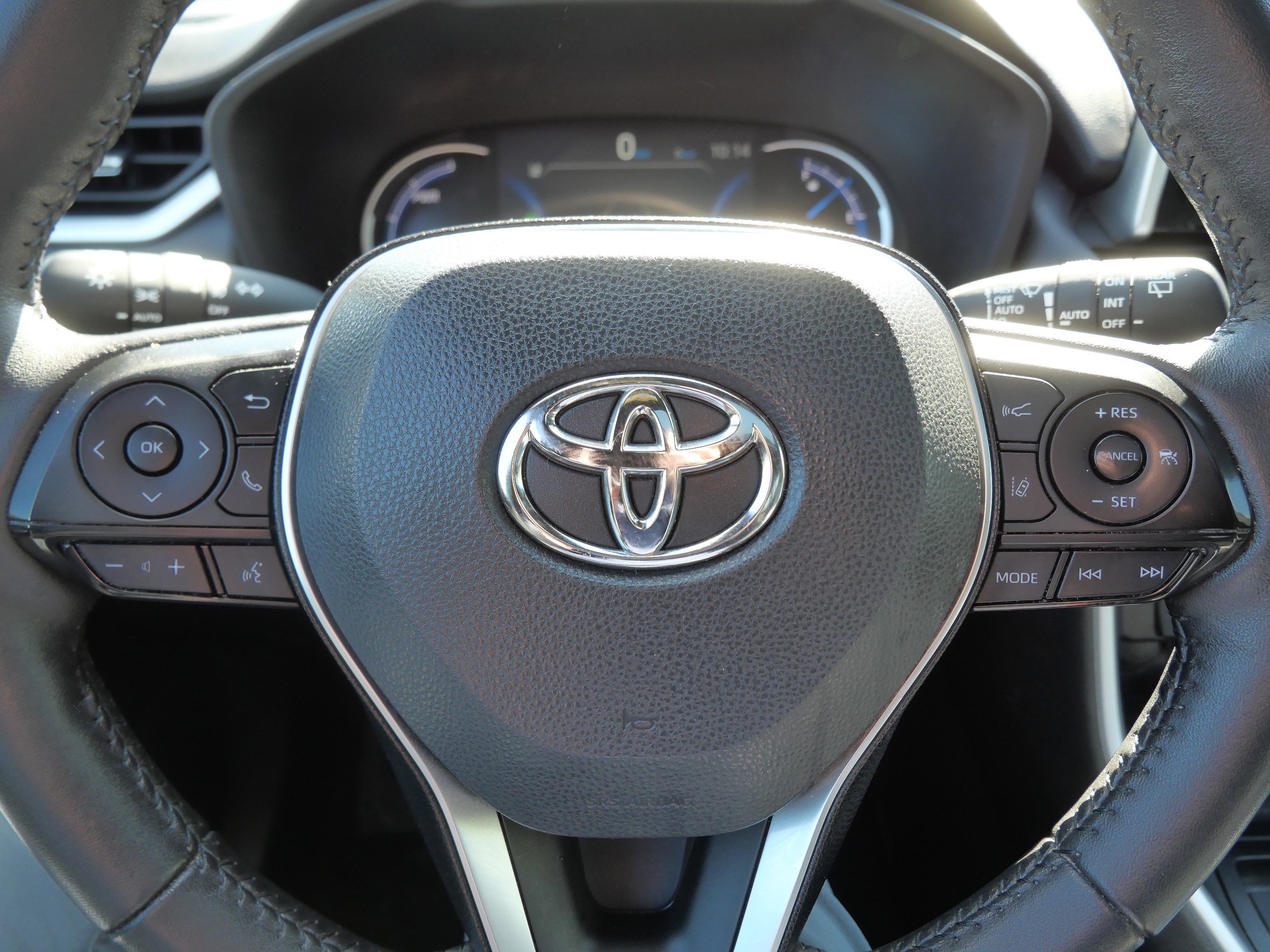 Used 2021 Toyota RAV4 XSE w/ XSE Grade Weather Package AWD/4WD image 26