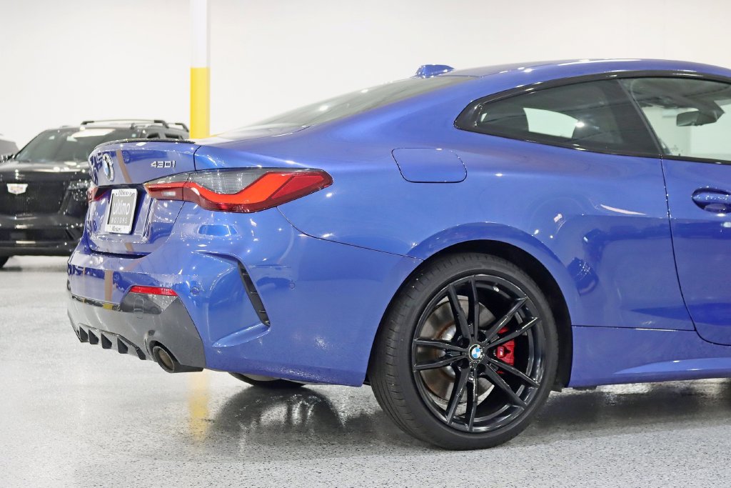 Used 2024 BMW 430i xDrive Coupe w/ M Sport Package AWD/4WD image 9