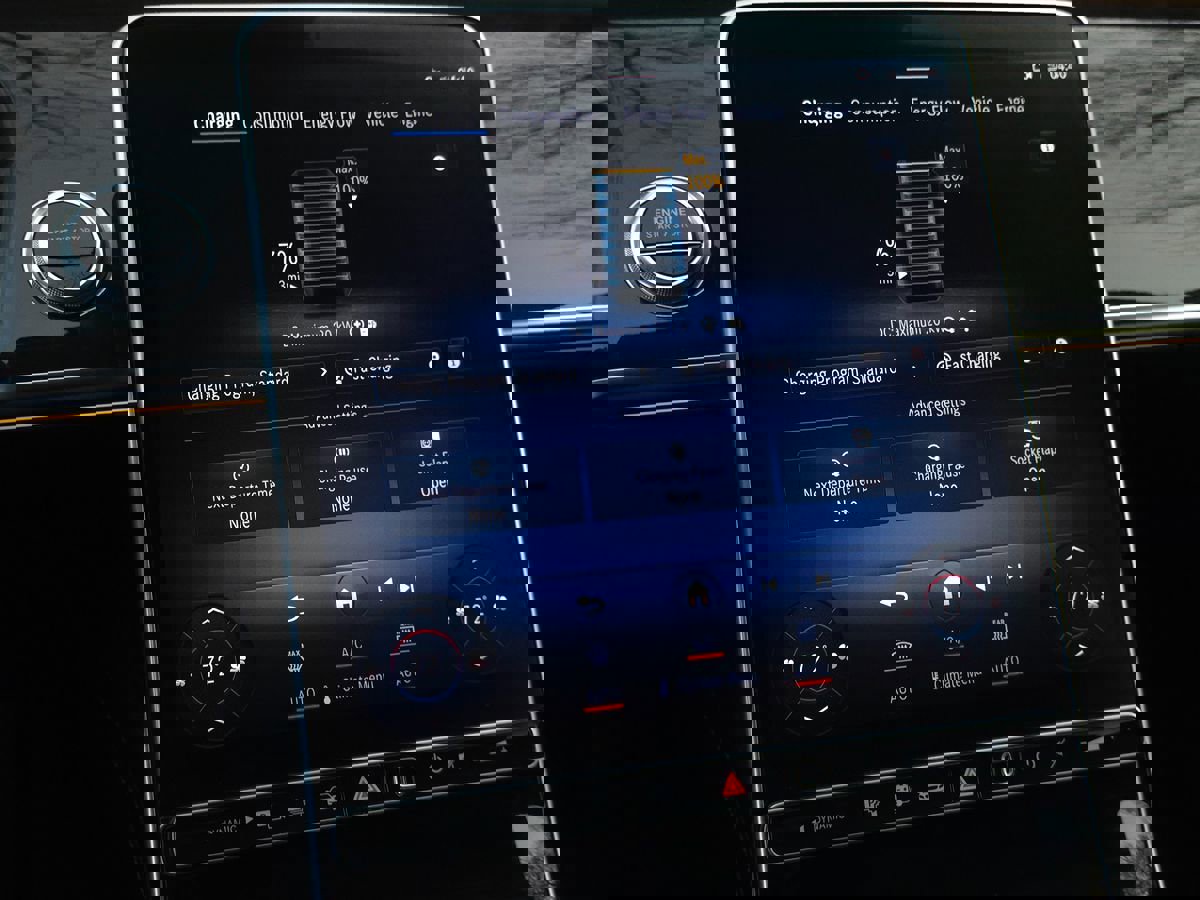 Used 2023 Mercedes-Benz S 580e 4MATIC Sedan w/ Warmth & Comfort Package image 68