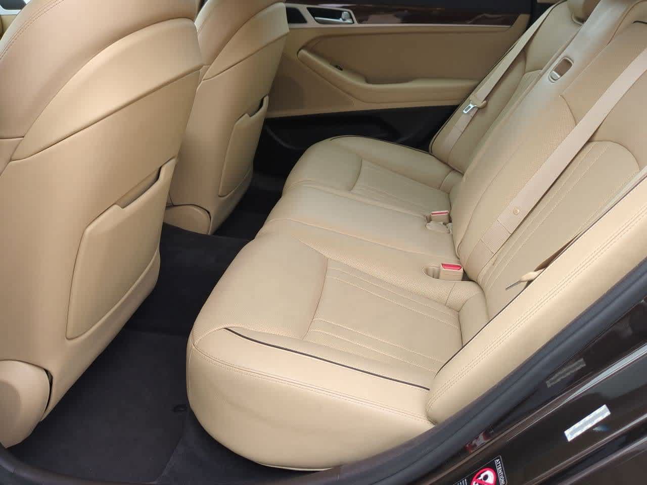 Used 2015 Hyundai Genesis 3.8 w/ Option Group 03 RWD image 17