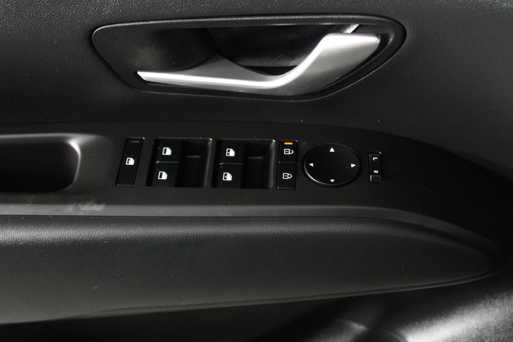 Certified 2026 Hyundai Santa Cruz SEL FWD image 22