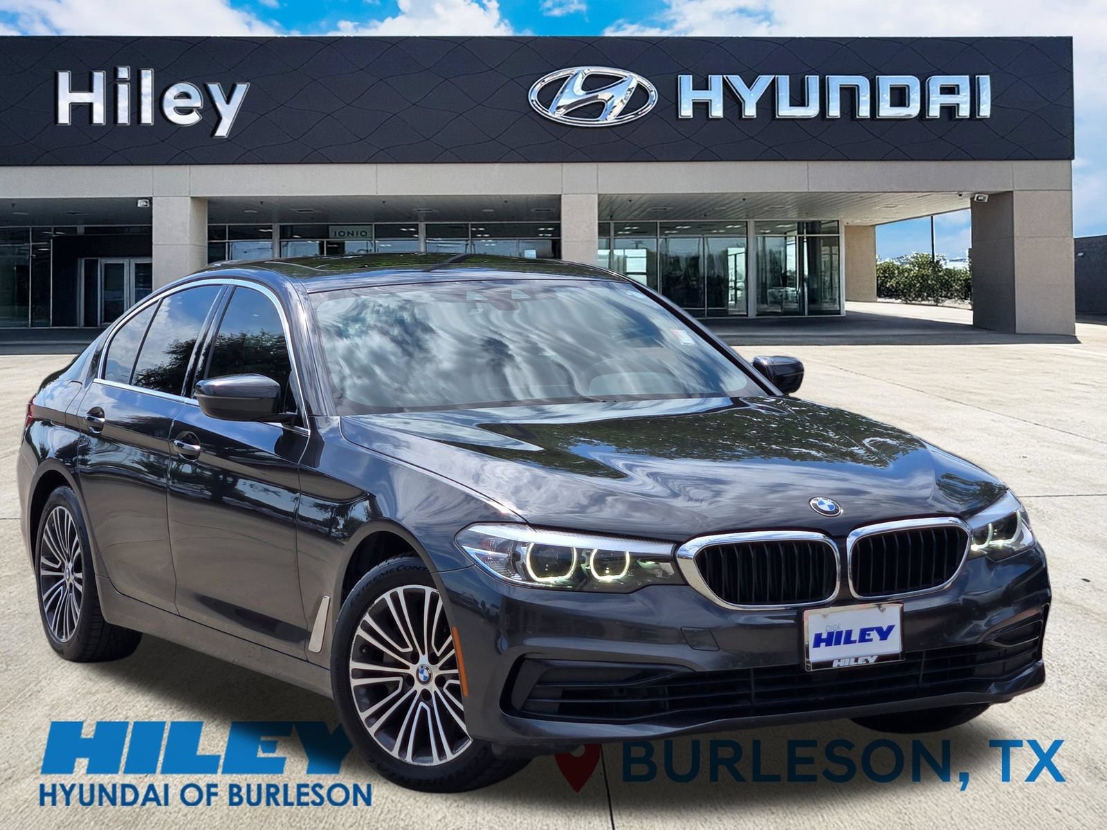 Used 2020 BMW 530i w/ Premium Package RWD image 1