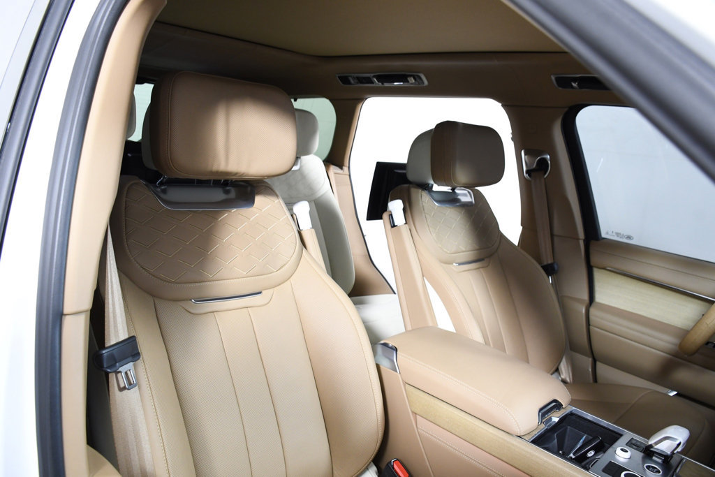 Used 2023 Land Rover Range Rover SV AWD/4WD image 19