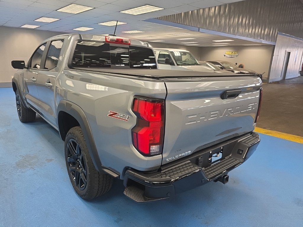 Certified 2024 Chevrolet Colorado Z71 w/ Z71 Convenience Package 2 AWD/4WD image 5