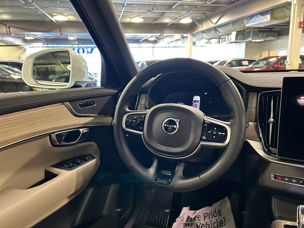Used 2026 Volvo XC90 B6 Core w/ Protection Package image 25