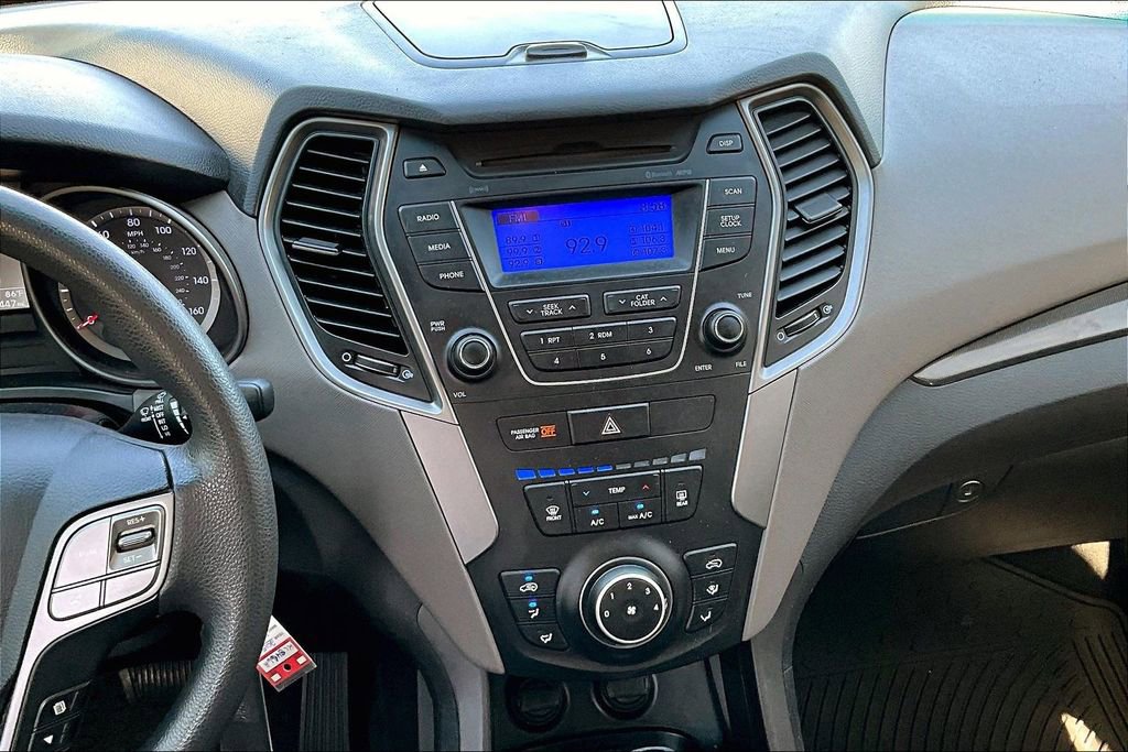 Used 2015 Hyundai Santa Fe Sport image 9