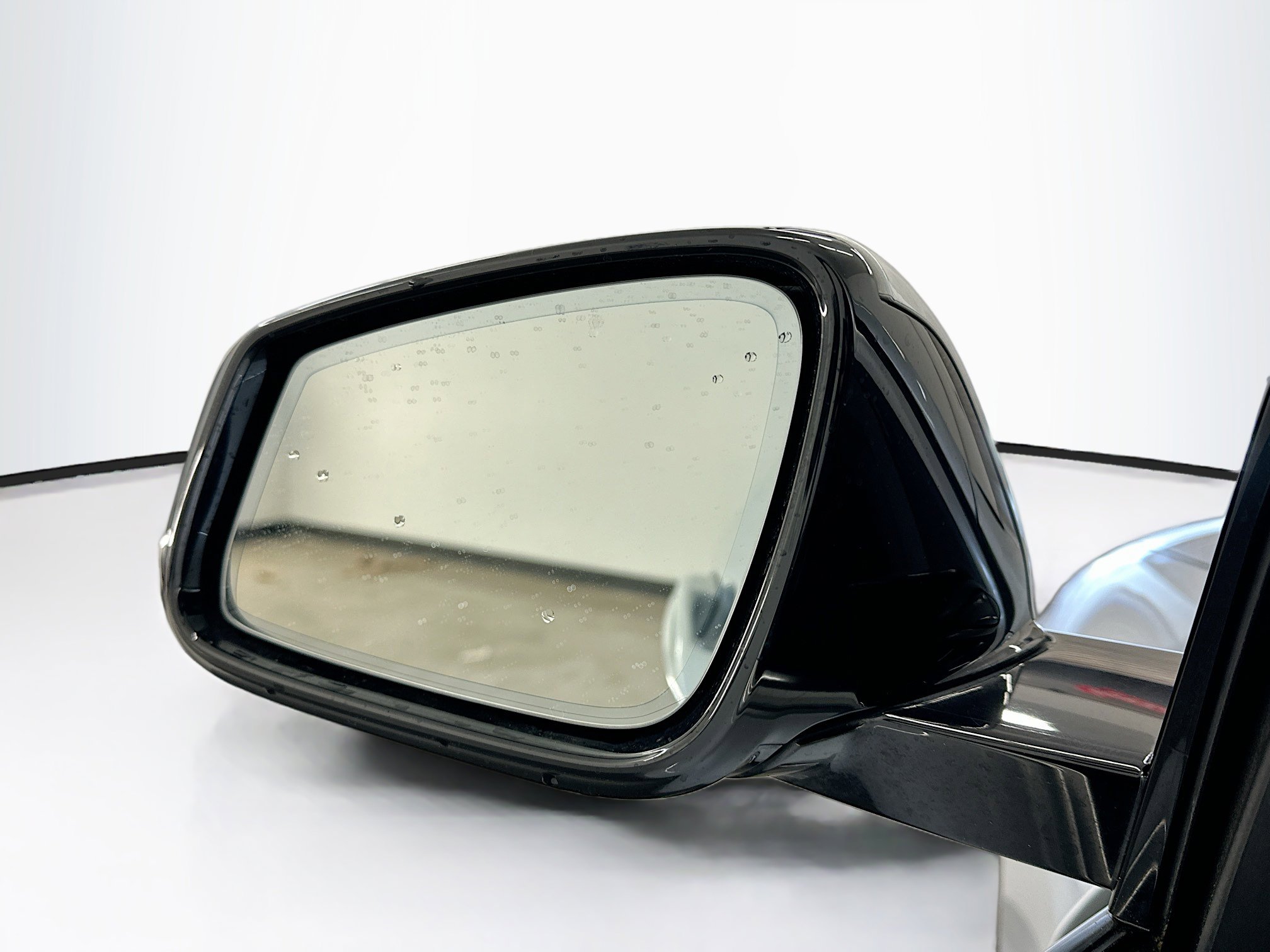 Used 2022 BMW X2 xDrive28i w/ Premium Package image 16