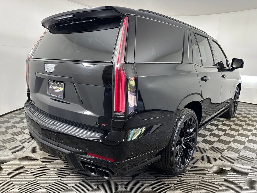 Used 2026 Cadillac Escalade V w/ LPO, ONYX Package AWD/4WD image 6