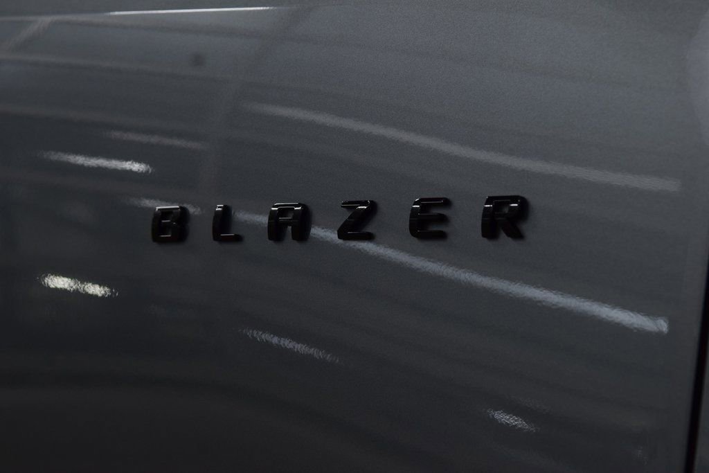 Used 2024 Chevrolet Blazer RS w/ Enhanced Convenience Package image 16