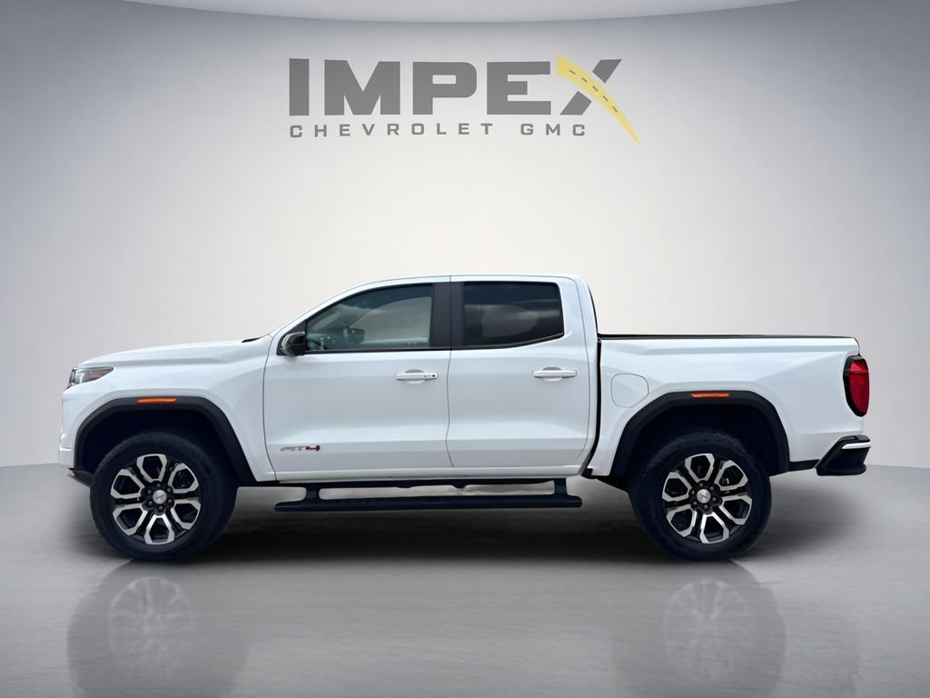 Used 2024 GMC Canyon AT4 w/ AT4 Premium Package AWD/4WD image 2