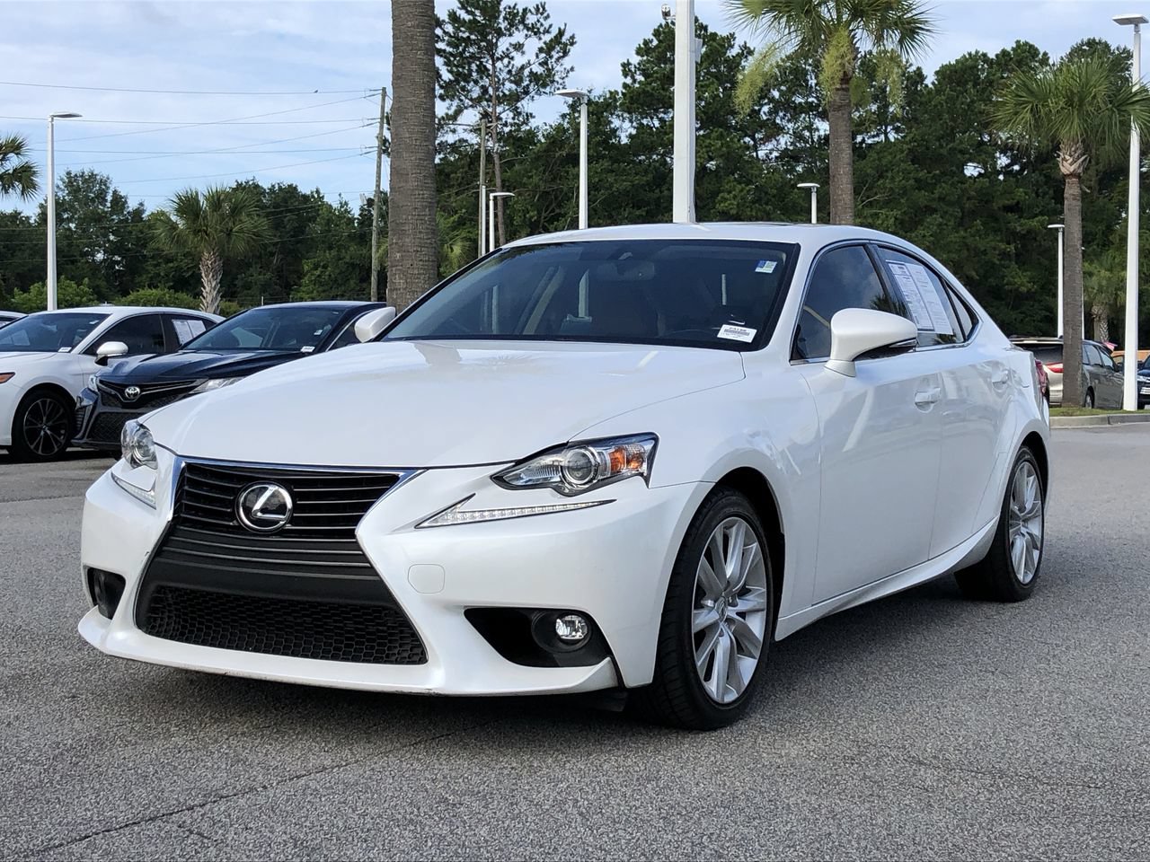 Used 2016 Lexus IS 200t RWD image 9