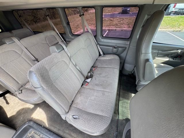 Used 2019 Chevrolet Express 3500 LT w/ LT Preferred Equipment Group RWD image 16