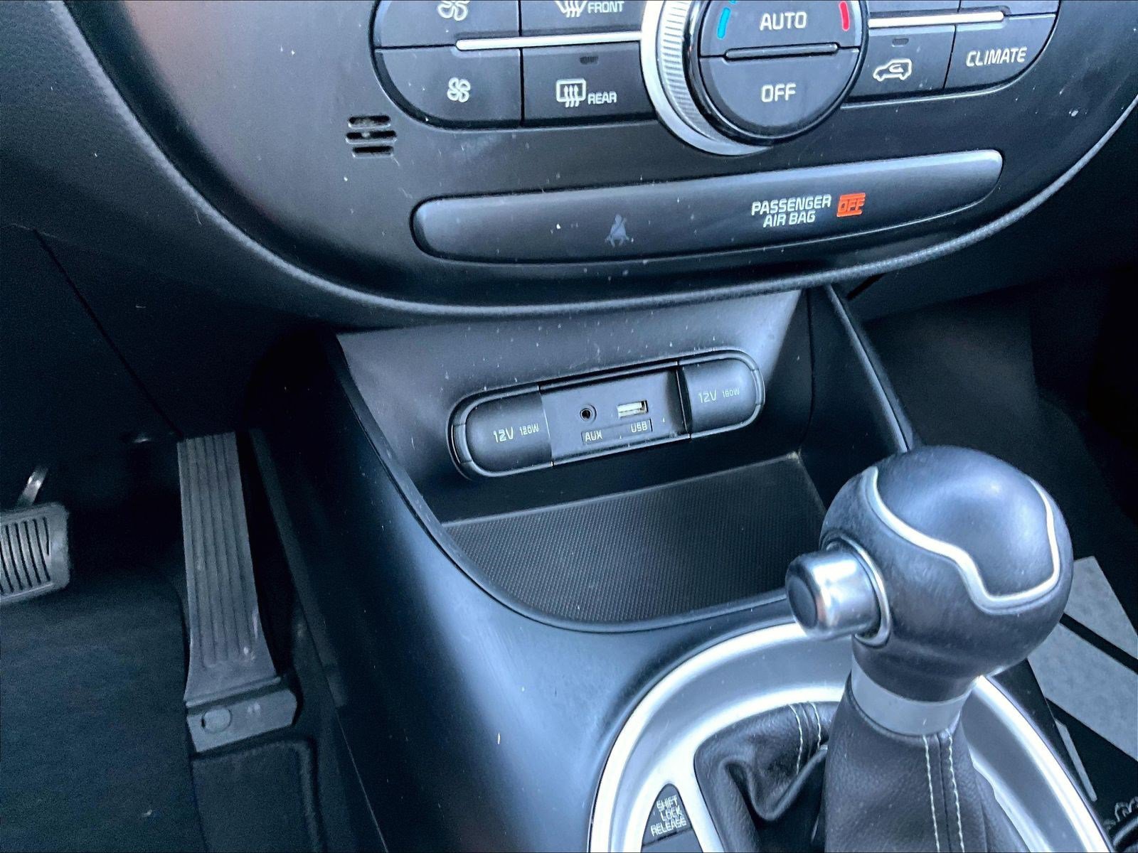 Used 2018 Kia Soul + FWD image 15
