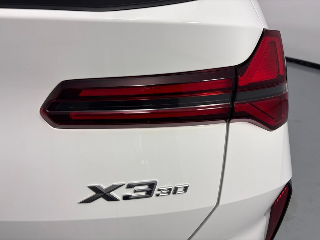 Certified 2025 BMW X3 xDrive30i w/ Premium Package AWD/4WD image 8