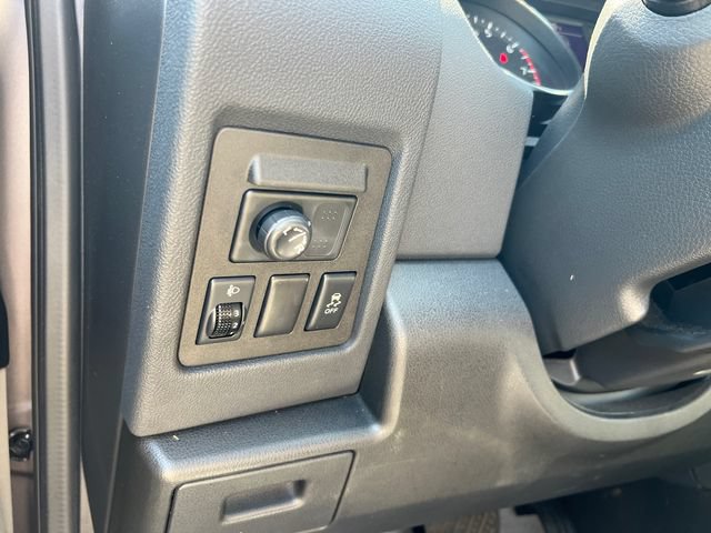 Used 2011 Nissan Rogue SV w/ SL Pkg FWD image 33