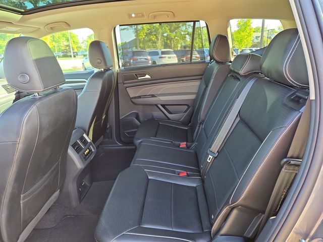 Used 2023 Volkswagen Atlas SE w/ Panoramic Sunroof Package FWD image 27
