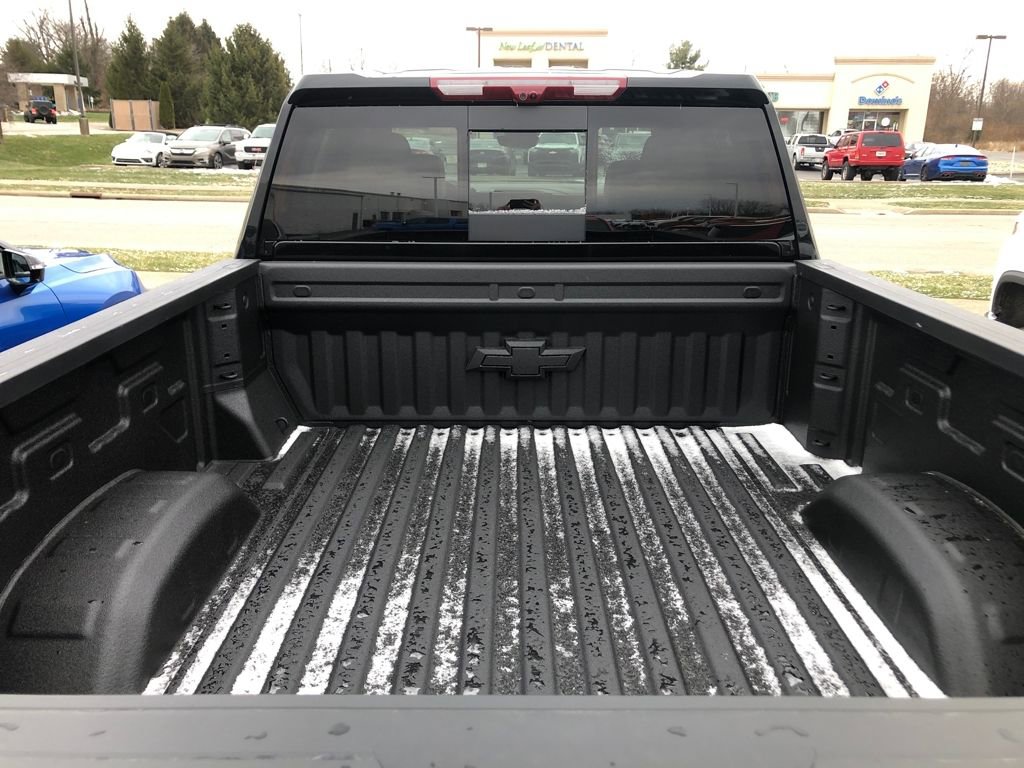 New 2026 Chevrolet Silverado 2500 ZR2 w/ Snow Plow Prep/Camper Package image 20