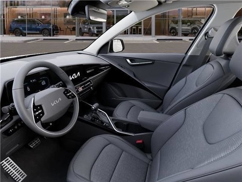New 2026 Kia Niro SX Touring FWD image 37