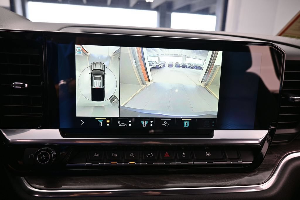 Used 2022 Chevrolet Silverado 1500 LTZ RWD image 25