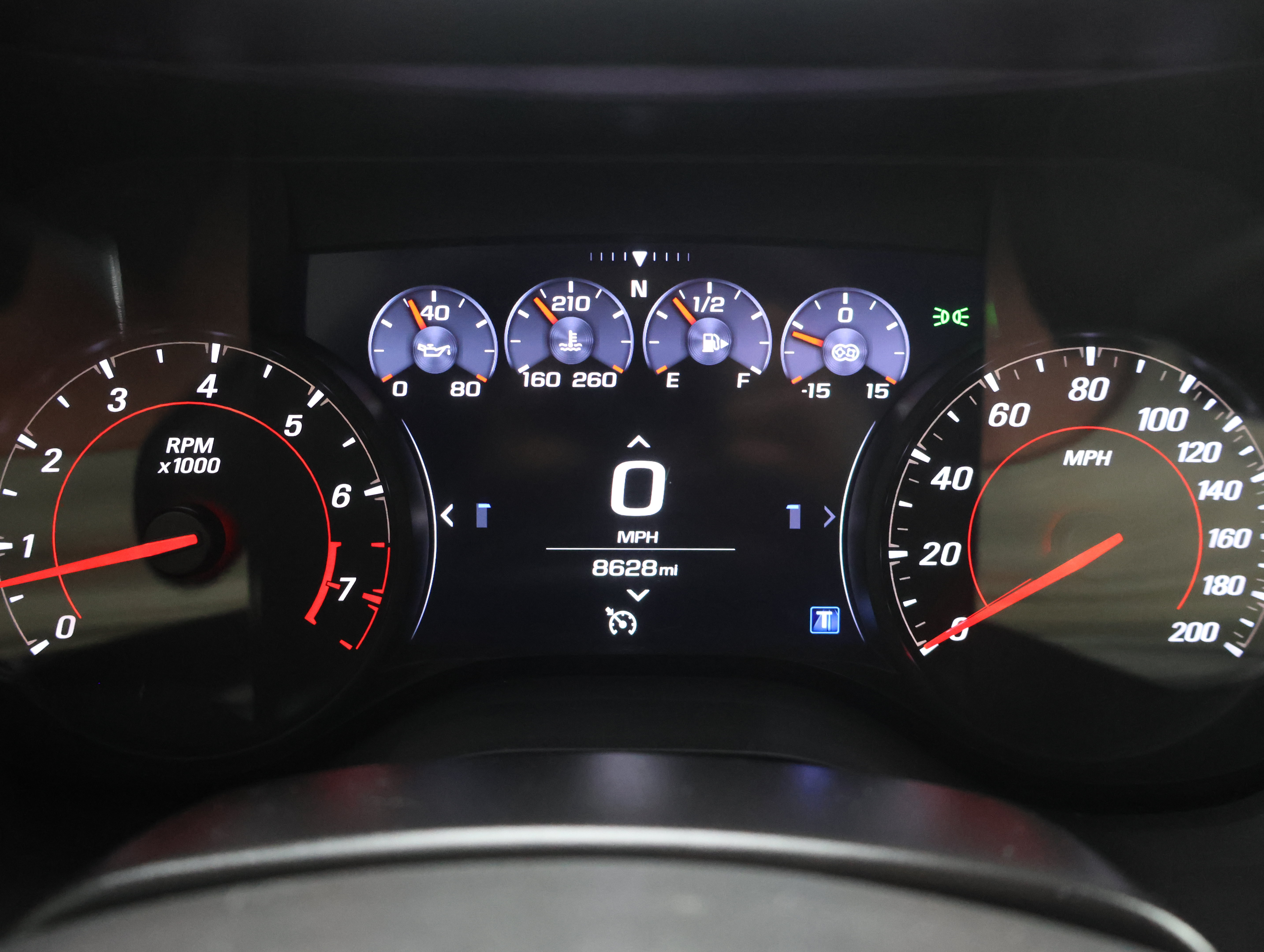Used 2019 Chevrolet Camaro ZL1 RWD image 10