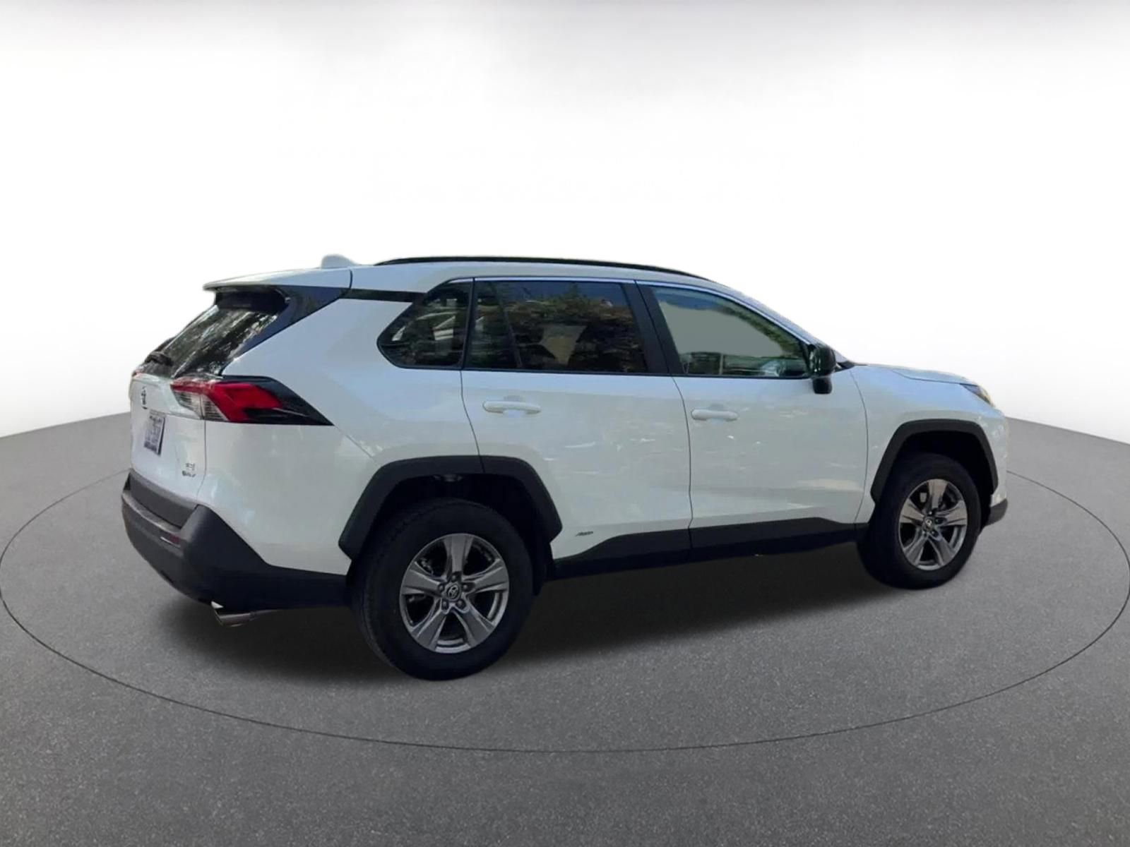 Used 2025 Toyota RAV4 LE image 15