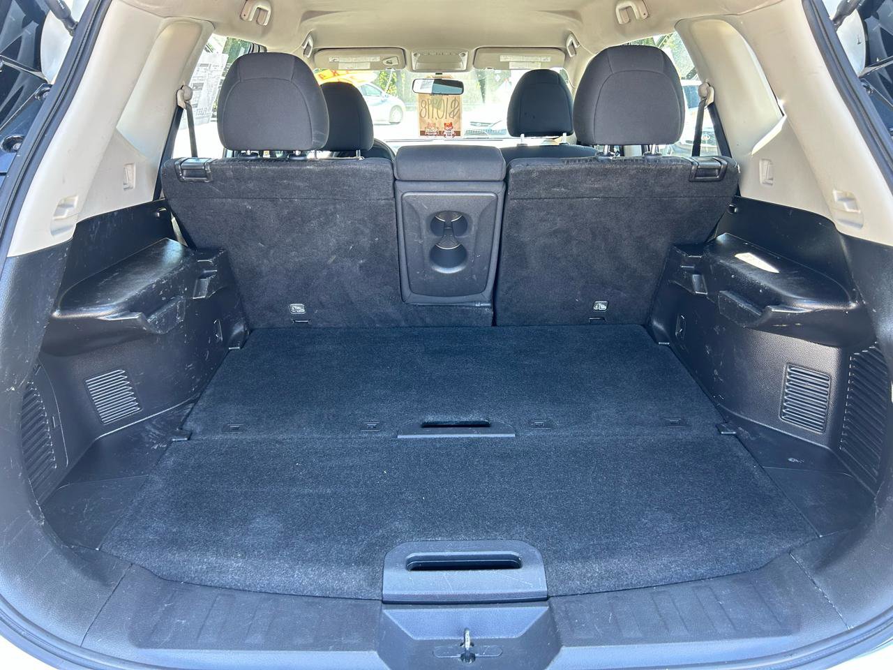 Used 2017 Nissan Rogue S AWD/4WD image 26