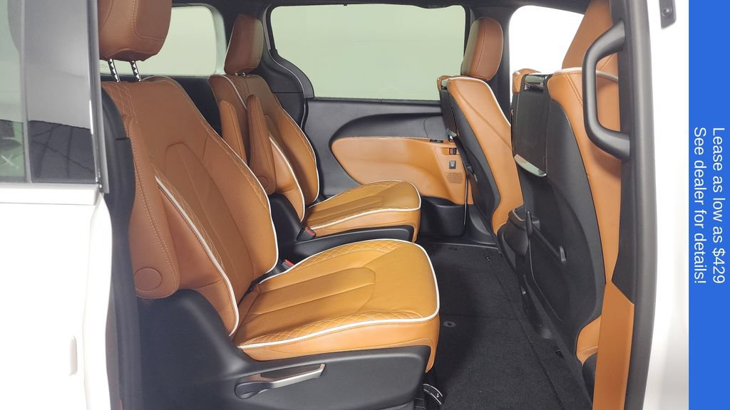 New 2026 Chrysler Pacifica Pinnacle FWD image 28