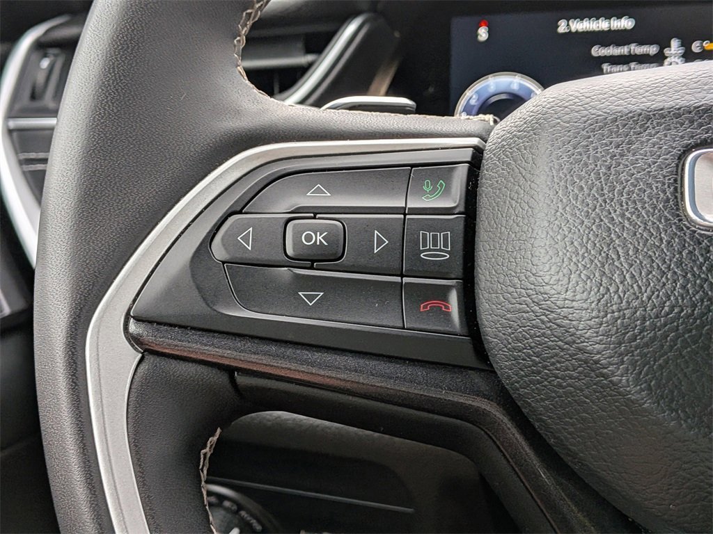 Used 2023 Jeep Grand Cherokee Altitude image 29