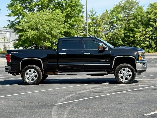 Used 2019 Chevrolet Silverado 2500 LTZ w/ Duramax Plus Package AWD/4WD image 9