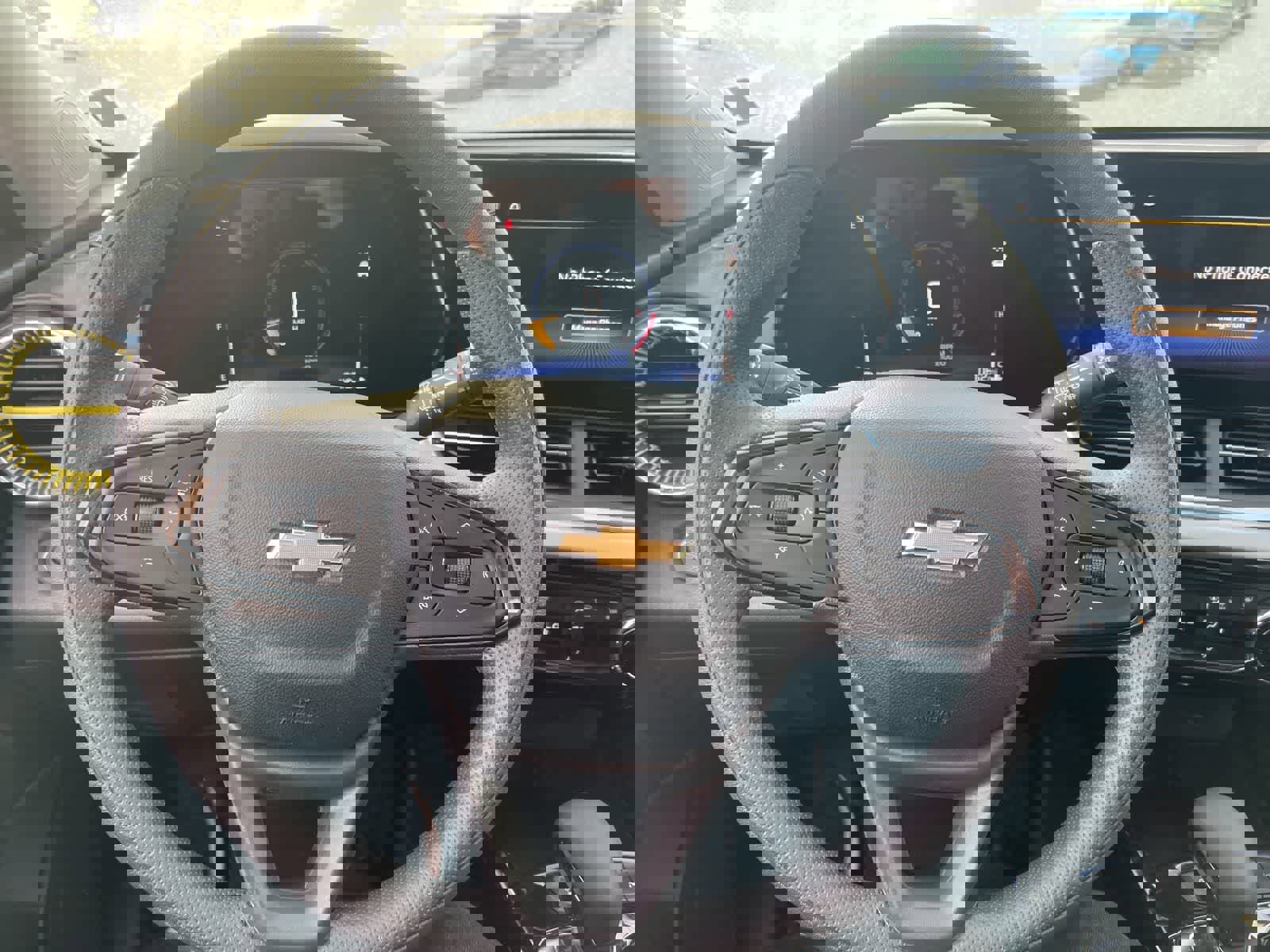 Used 2026 Chevrolet Trax LT FWD image 19